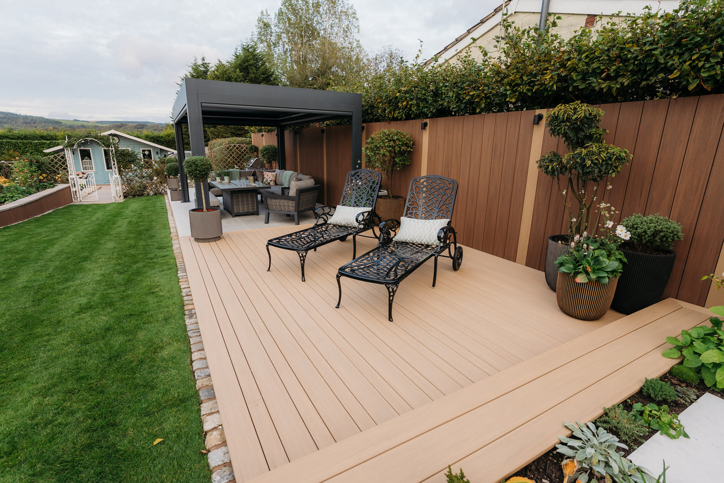 Elements Deck Board - Square Shouldered - 25 X 140 X 4880 (mm) - Weathered Teak